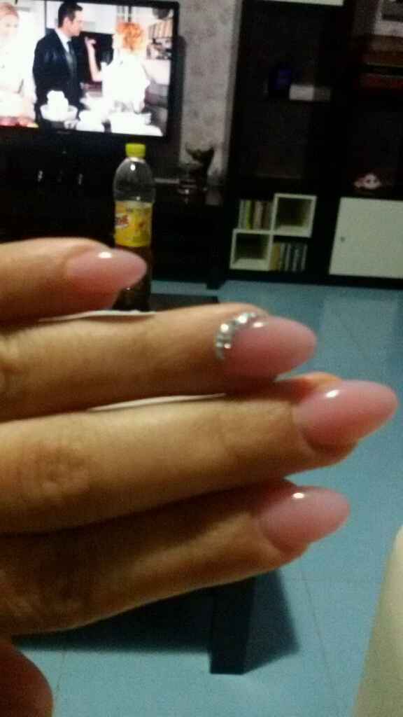 Unghie, colorate o classiche?? - 1