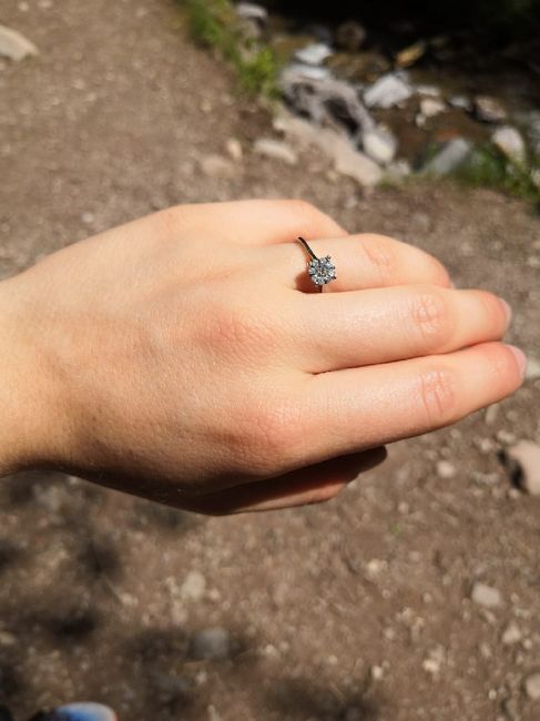 I vostri anelli di fidanzamento: vogliamo vederli! 3