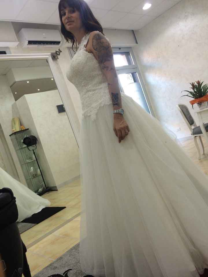 Ho bisogno di consigli per far brillare un po il mio abito - 2