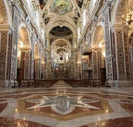 LA CHIESA: CASA PROFESSA