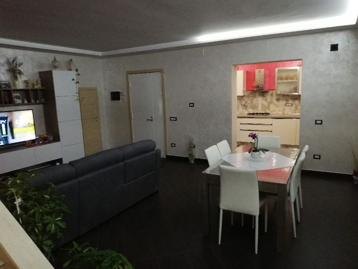 Ingresso e living - 1