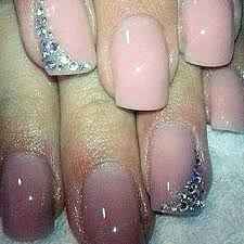 Una possibile manicure per quel giorno... - 2
