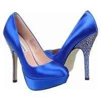 Tristezza infinita: scarpe - 1