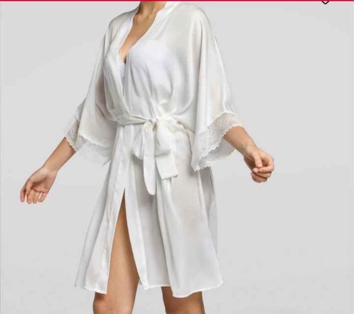 Abbigliamento preparazione sposa 16