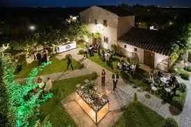 Locale e chiesa. Quale avete scelto?🥰 - 2