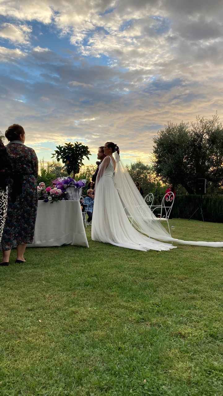 Locale e chiesa. Quale avete scelto?🥰 - 4