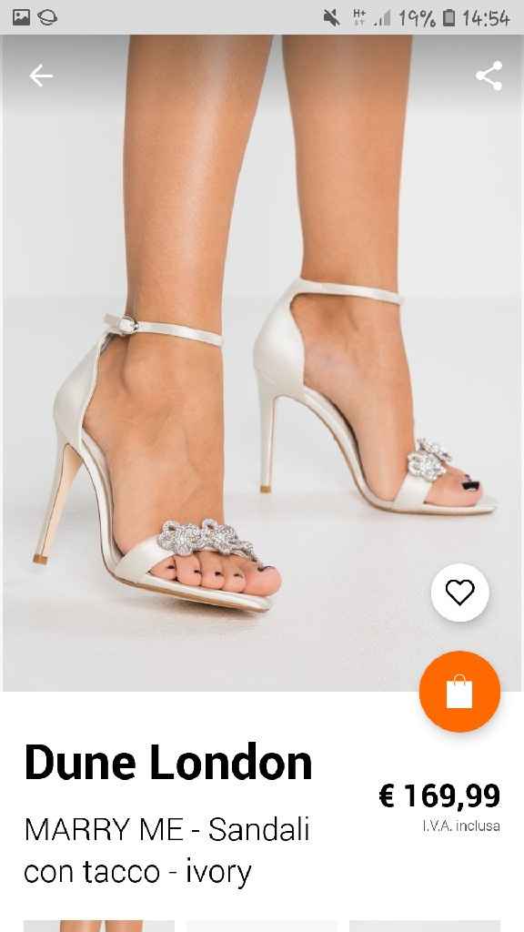 Cambio scarpe con cambio abito - 5