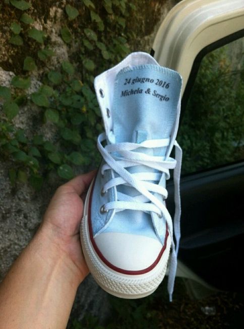 Mettersi le converse alla festa - 3