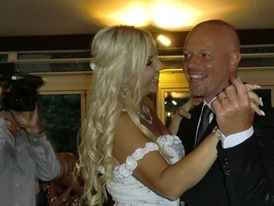 Non siamo fatti per stare da soli ...ma nemmeno per stare con chiunque.... 