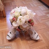 Vi presento le mie super scarpe e il mio stupendo bouquet