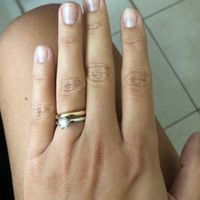 E ora mostraci una foto del tuo anello di fidanzamento! - 1