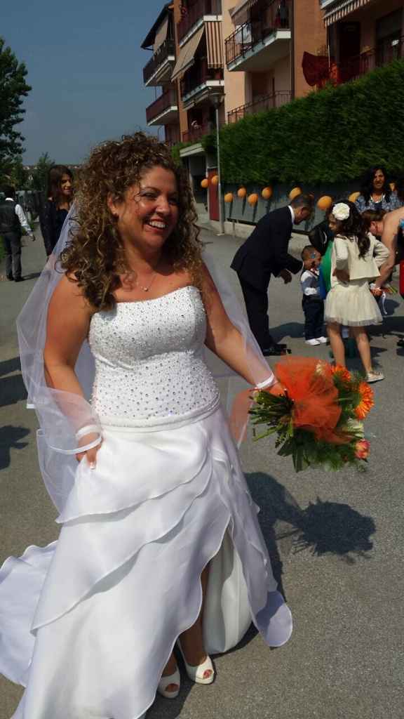 Mi fate vedere i vostri abiti? - 1