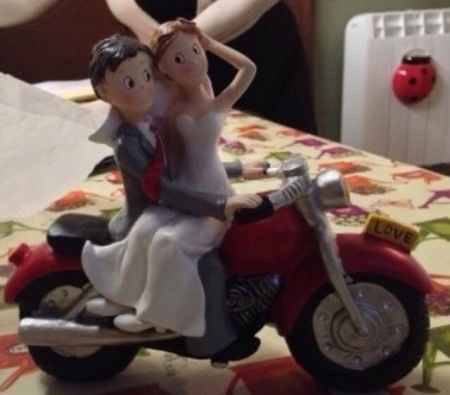 Cake topper