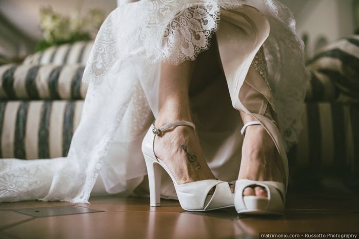 Scarpe da sposa: bianche, colorate o... 1