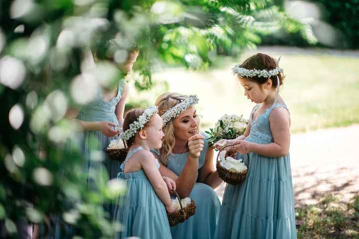 Damigelle adulte o bambine alle vostre nozze?