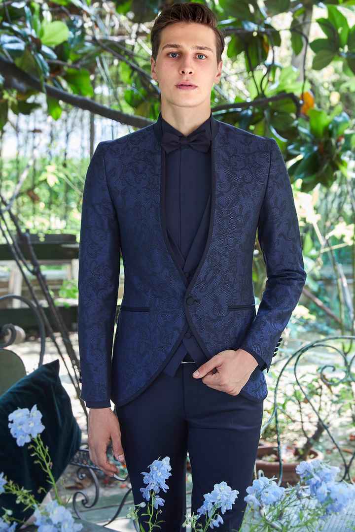 Un abito al giorno: Thomas Pina - 1