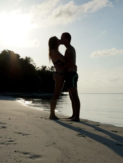 6 luglio: giornata mondiale del bacio - 1