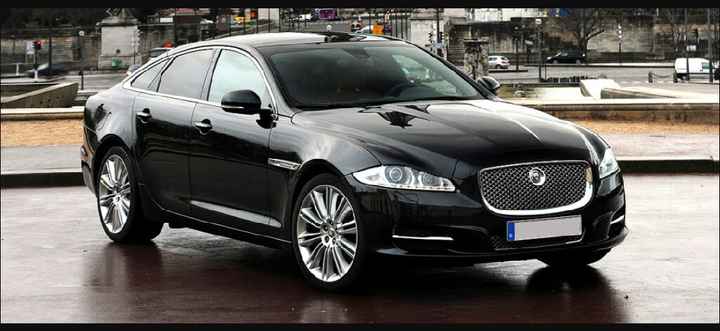 E anche la macchina c'è - 1