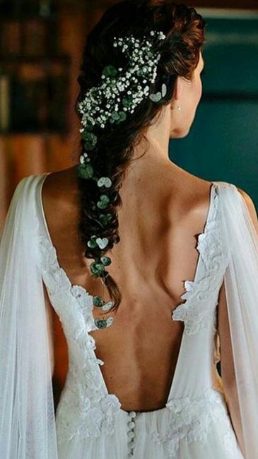Decorazione con edera e velo da sposa