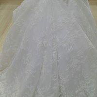 Ballare avendo l'abito con lo strascico - 2