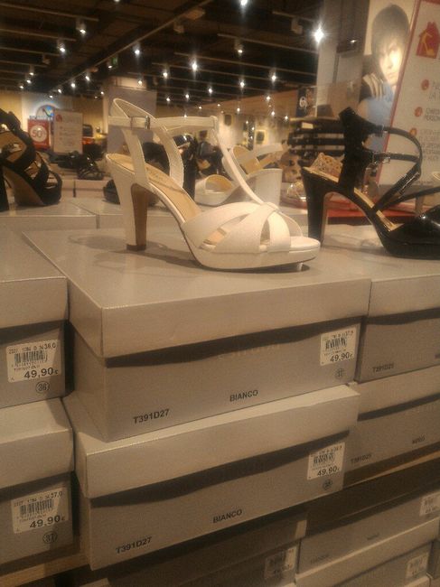 Scarpe trovate.... - 2