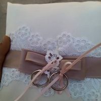 il cuscinetto porta fedi