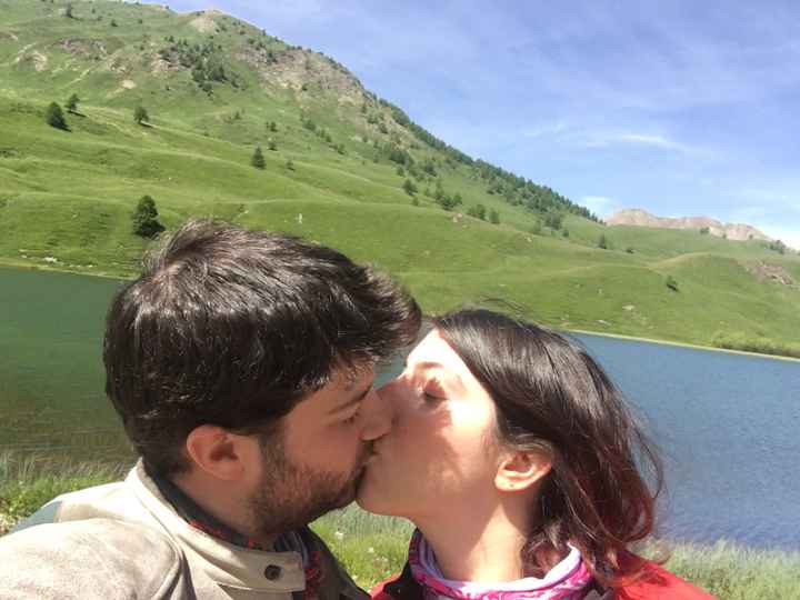 Giornata mondiale del bacio: condividete i baci con la vostra metà - 1