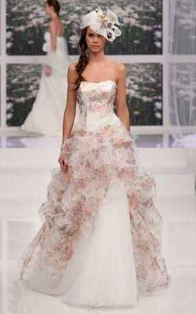 Campionario abiti aimee???!!!qualcuna sa se si possono trovare scontati anche quelli di precedenti c