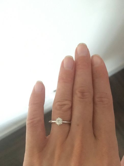 E ora mostraci una foto del tuo anello di fidanzamento! 4