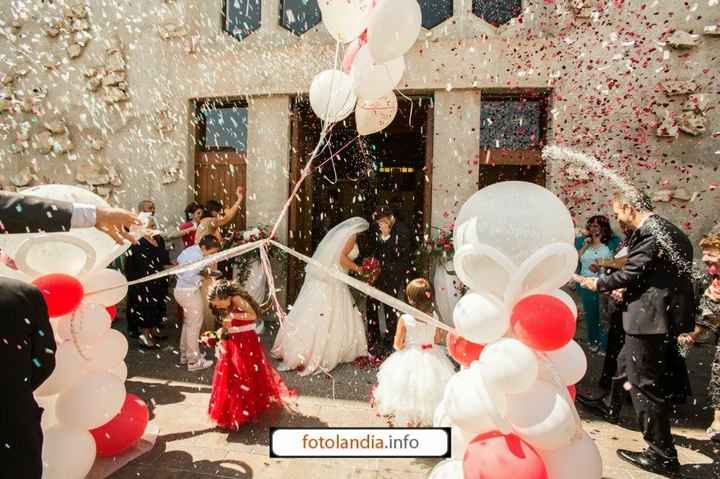 palloncini bianchi e rossi