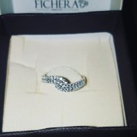 #LoveFriday - Mostrateci il vostro anello di fidanzamento - 1