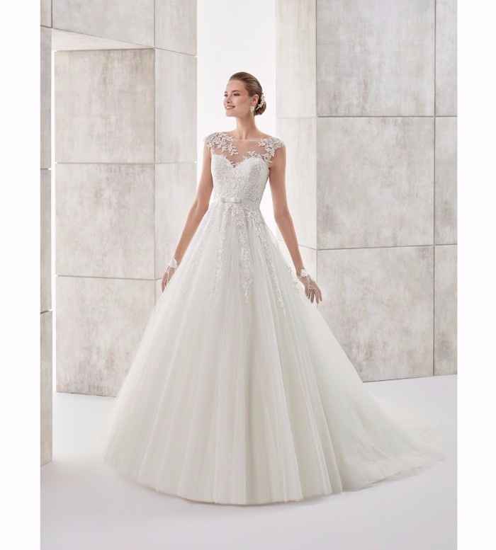 Vestito da sposa 2) Riservata