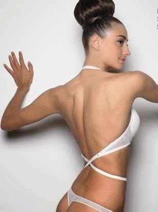 Reggiseno con bretelle dietro		