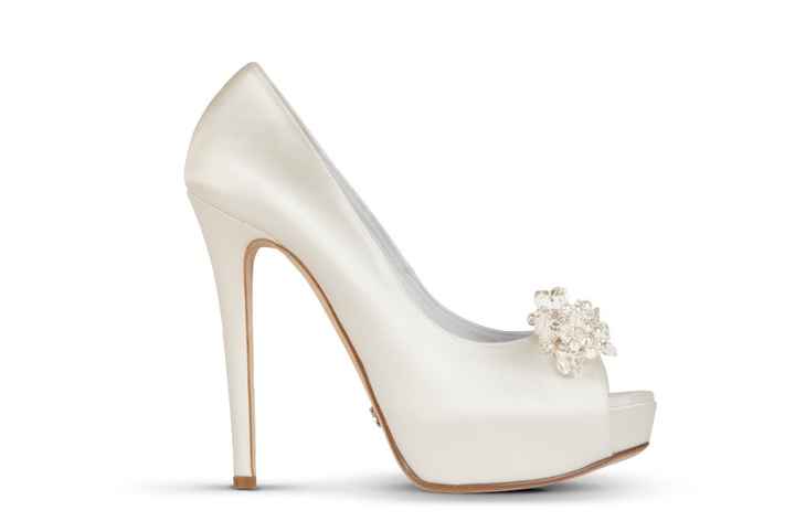 Scarpa open toe raso perle e swarovsky