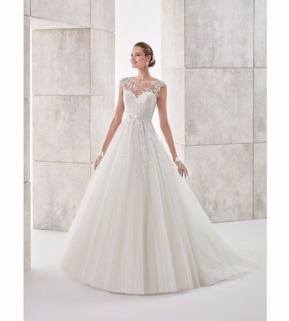 Vestito da sposa 2) Riservata