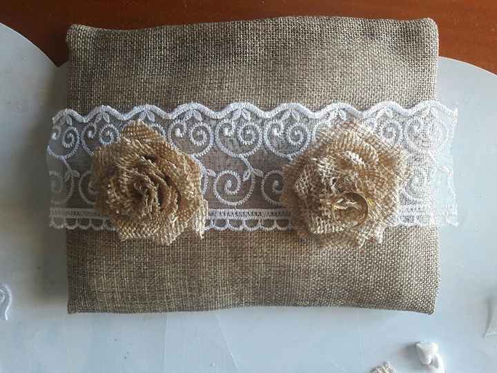 Cuscino portafedi - 1