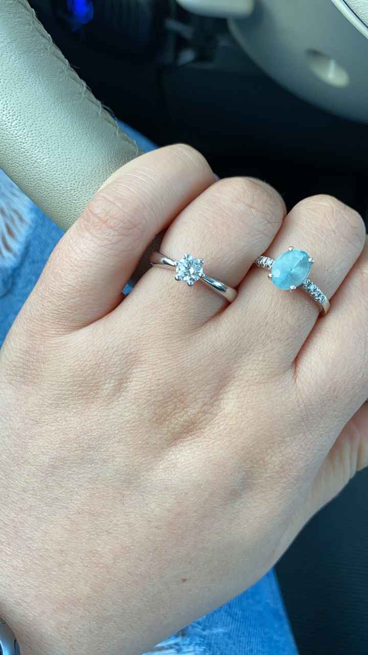 E ora mostraci una foto del tuo anello di fidanzamento! - 1