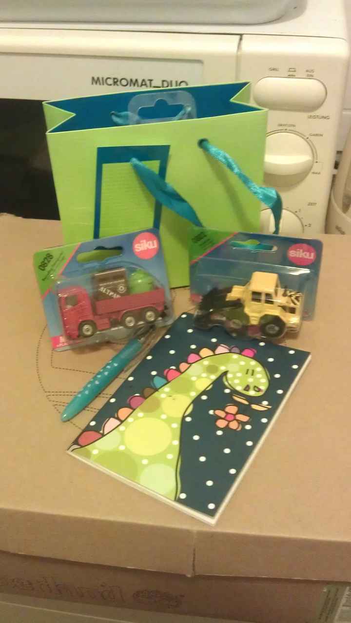 Kids wedding bags & guestbook - 2