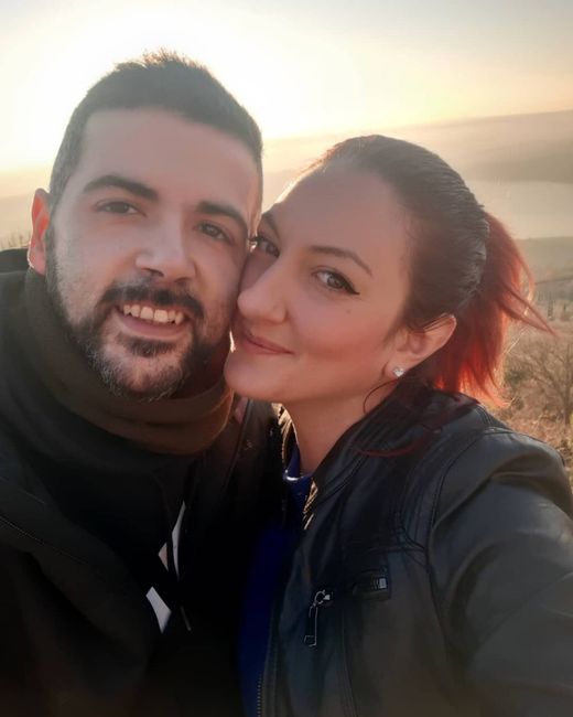 Postate una foto di voi due 👇 - 1