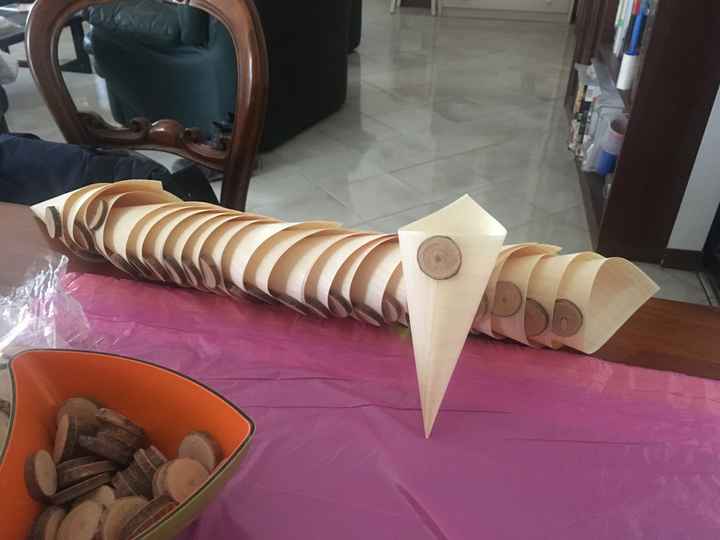 Coni porta riso e petali - 1