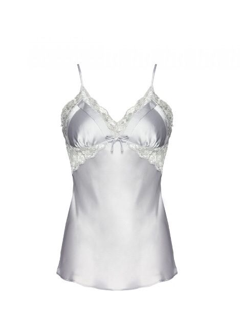 Abbigliamento preparazione sposa trovato - 1