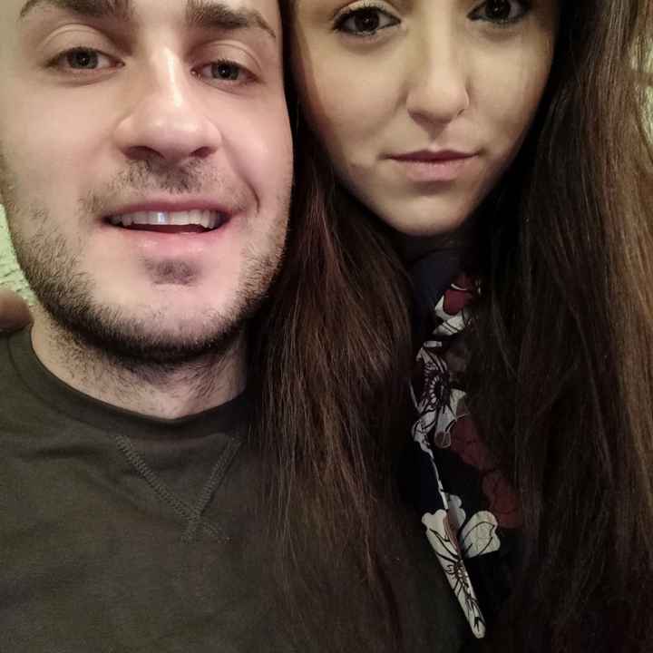 Postate una foto di voi due 👇 - 1