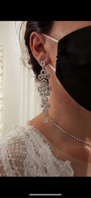 Orecchini XXL per la sposa: per voi è sì o no?👰 2