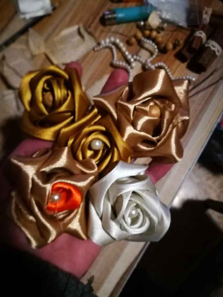 Rose con nastrino - 17