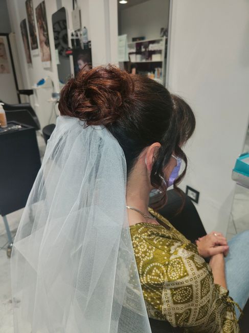 Acconciatura capelli medi - 3