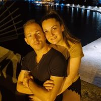 Postate una foto di voi due 👇 - 1
