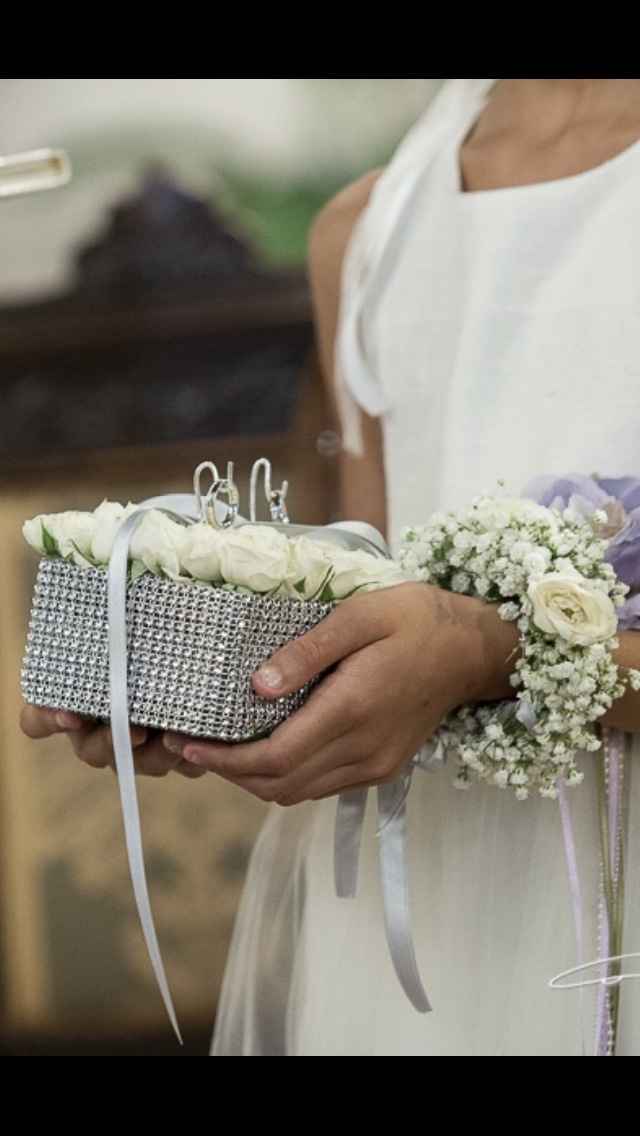 Cuscino porta fedi di fiori