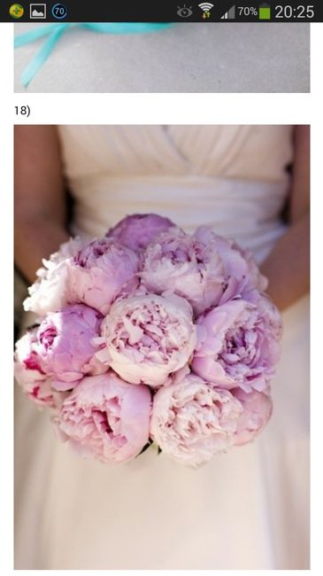 Club della sposa con il bouquet color pastello: - 1