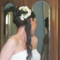 acconciatura semiraccolta laterale