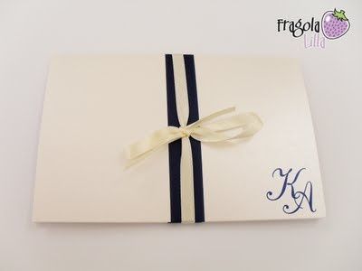 Partecipazione bianca con nastro blu